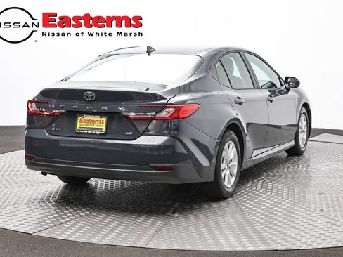Used 2025 Toyota Camry LE FWD image 5