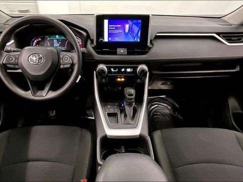 Used 2025 Toyota RAV4 LE image 18