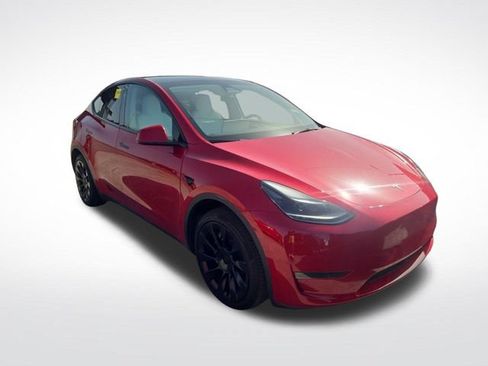 Used 2023 Tesla Model Y Long Range AWD/4WD image 7