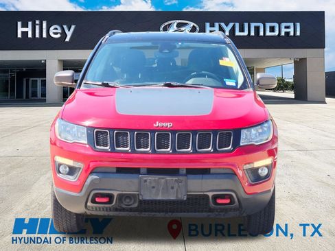 Used 2021 Jeep Compass Trailhawk image 6