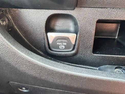 Used 2024 RAM ProMaster 2500 w/ Convenience Group FWD image 14