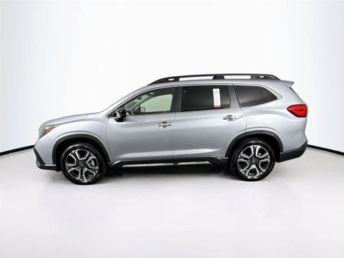 Used 2025 Subaru Ascent Touring w/ Popular Package #2 AWD/4WD image 14
