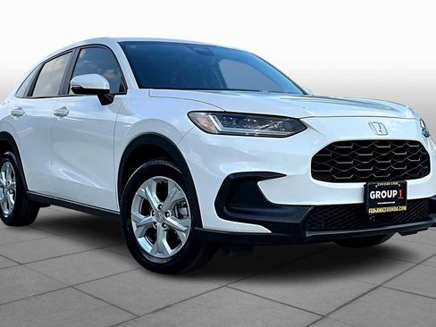 Used 2024 Honda HR-V LX image 3