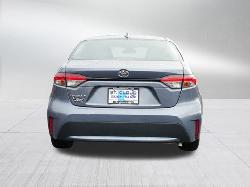 Used 2021 Toyota Corolla LE image 6