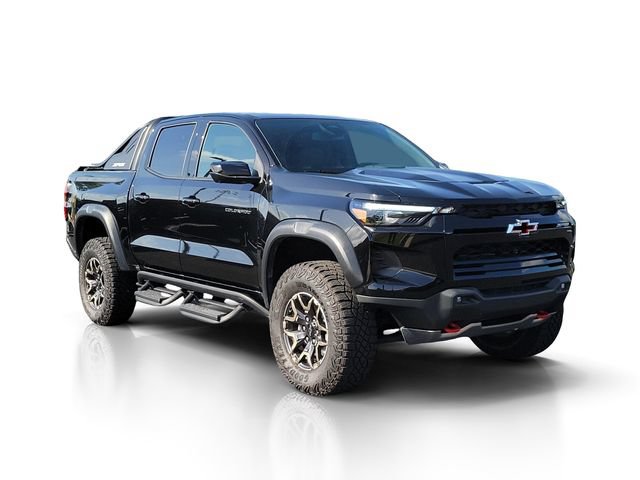 Used 2026 Chevrolet Colorado ZR2 w/ Technology Package AWD/4WD image 1