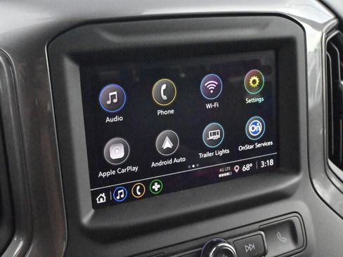 Used 2024 Chevrolet Silverado 2500 Custom w/ Custom Value Package image 8