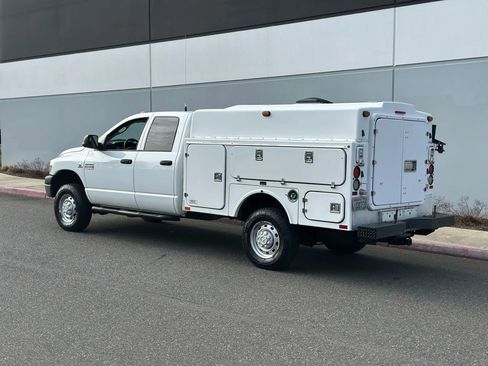 Used 2007 Dodge Ram 3500 Truck 4x4 Quad Cab w/ PWR Accessory Group image 3
