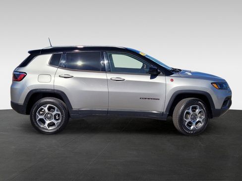 Used 2022 Jeep Compass Trailhawk w/ Sun and Sound Group image 3