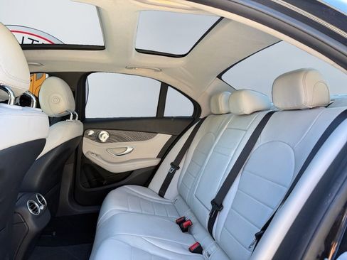 Used 2016 Mercedes-Benz C 300 4MATIC Sedan image 15
