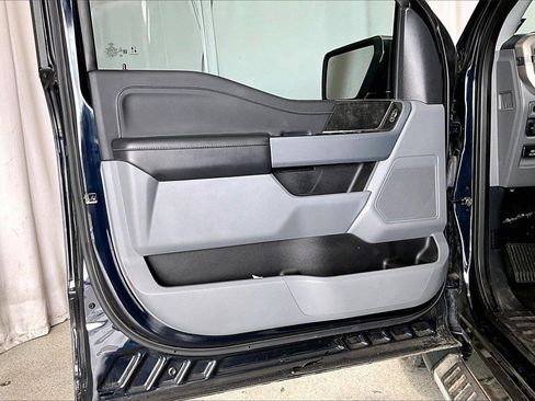 Used 2022 Ford F150 XLT w/ Equipment Group 302A High image 21