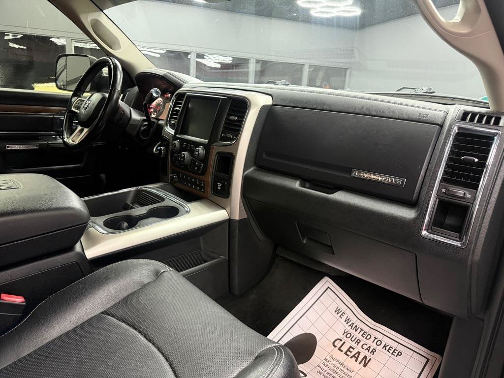 Used 2017 RAM 2500 Laramie w/ Sport Appearance Group AWD/4WD image 16
