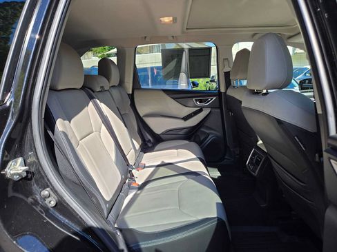 Used 2019 Subaru Forester Limited AWD/4WD image 12