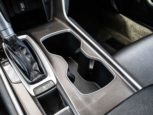 Used 2019 Honda Accord LX image 22