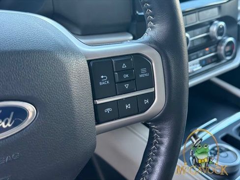 Used 2024 Ford Expedition XLT RWD image 17