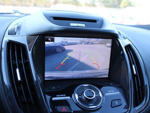 Used 2014 Ford Escape Titanium image 22