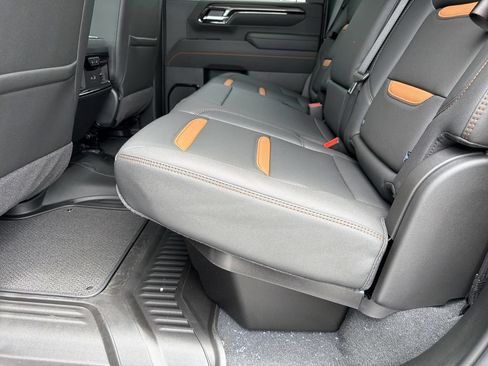 New 2026 GMC Sierra 2500 AT4 w/ LPO, Black Badging Package AWD/4WD image 17
