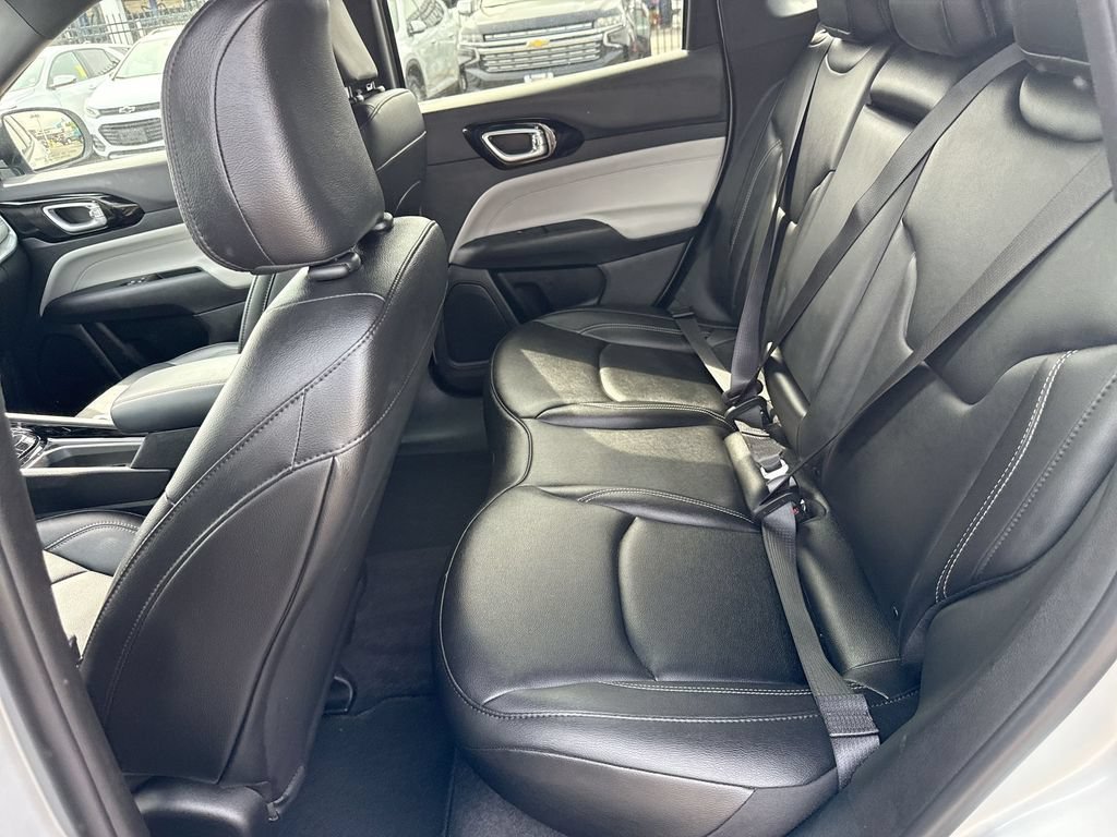 Used 2026 Jeep Compass Limited AWD/4WD image 26