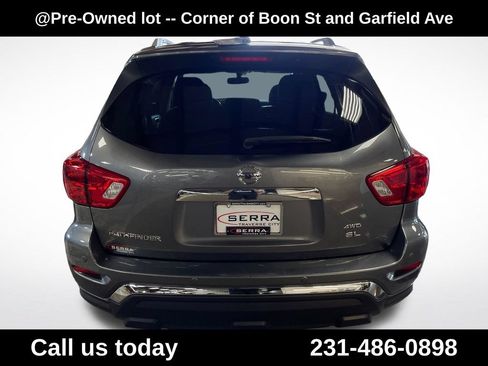 Used 2020 Nissan Pathfinder SL AWD/4WD image 4