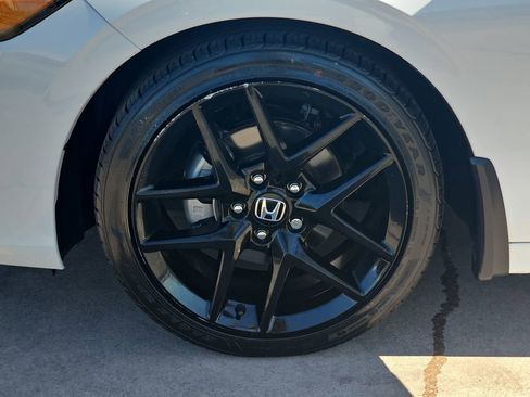 Used 2023 Honda Civic Sport image 34