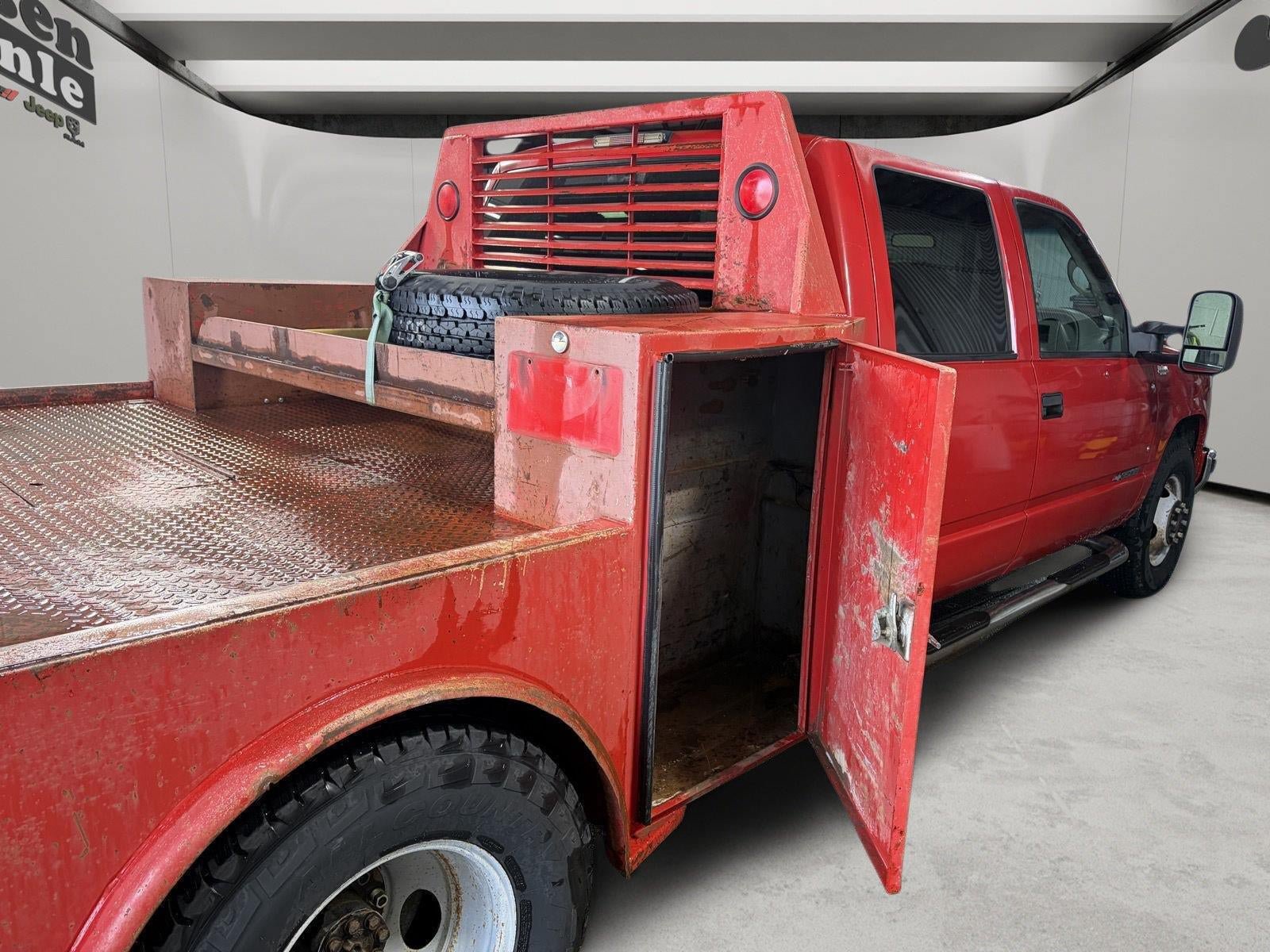 Used 2000 Chevrolet Silverado 3500 2WD Crew Cab image 18