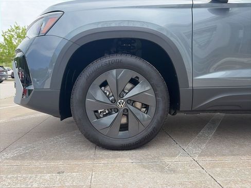 New 2026 Volkswagen Taos S FWD image 34