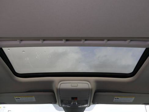 Used 2020 Volkswagen Passat 2.0T SEL image 12