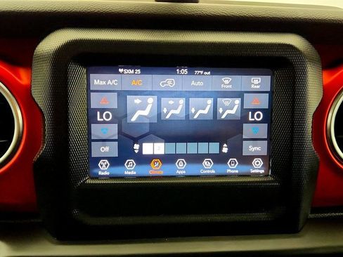 Used 2021 Jeep Wrangler Rubicon w/ LED Lighting Group AWD/4WD image 20