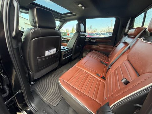 Used 2025 GMC Sierra 1500 Denali Ultimate image 27