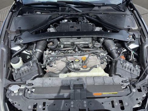Used 2017 Nissan 370Z Coupe RWD image 22