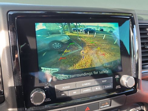 Certified 2024 Nissan Frontier Pro-X RWD image 21