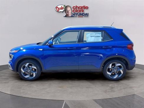 New 2025 Hyundai Venue Limited image 2