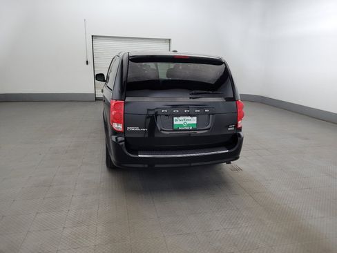 Used 2018 Dodge Grand Caravan GT FWD image 6