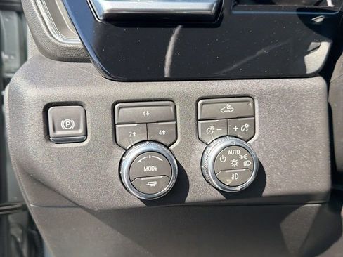 New 2026 GMC Sierra 2500 SLE image 14