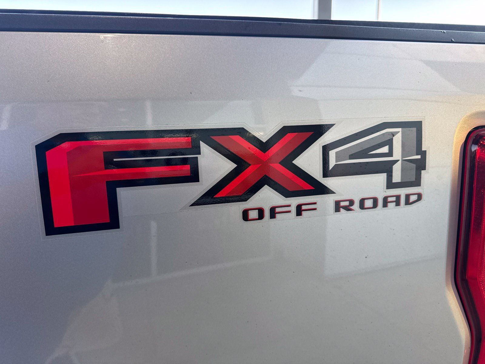 Used 2020 Ford F250 XL w/ STX Appearance Package AWD/4WD image 16
