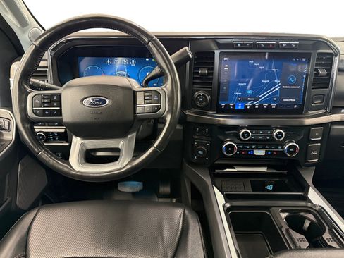 Used 2024 Ford F250 Lariat w/ Lariat Ultimate Package AWD/4WD image 13