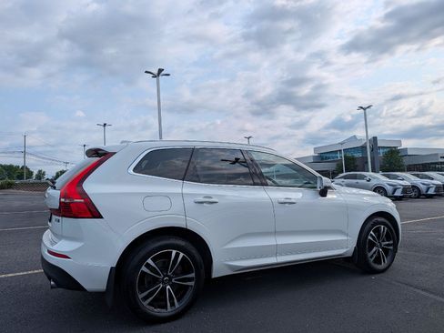 Used 2020 Volvo XC60 T5 Momentum w/ Protection Package AWD/4WD image 6