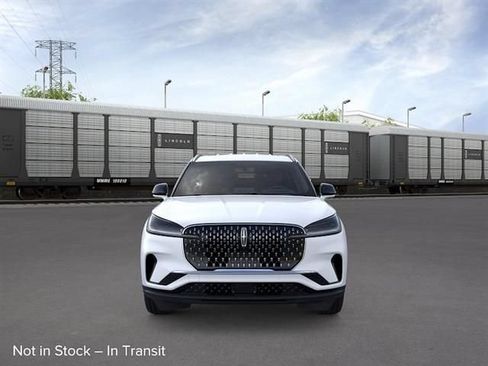 New 2026 Lincoln Aviator AWD image 6