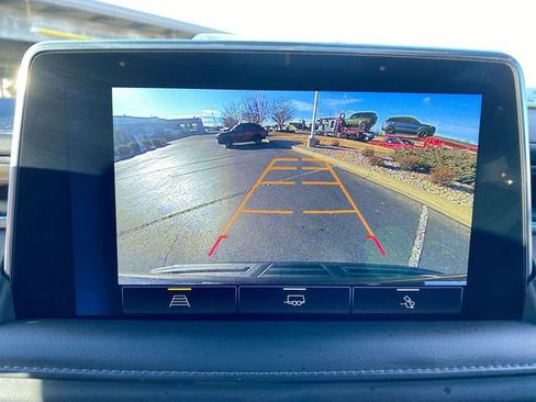 Used 2022 Chevrolet Tahoe Z71 w/ Max Trailering Package image 17