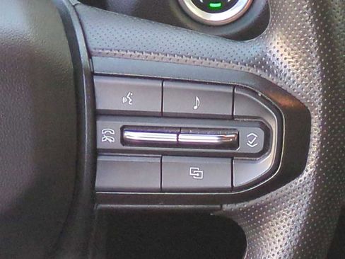 Used 2024 Chevrolet Colorado W/T w/ WT Convenience Package image 16