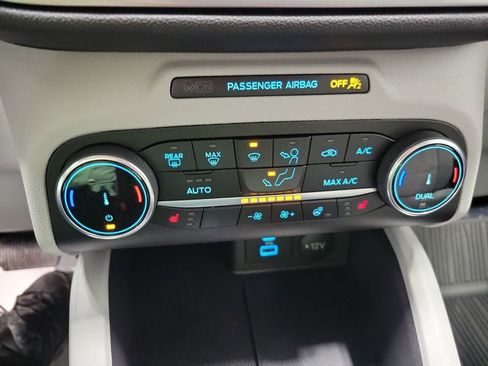 Used 2023 Ford Escape Active image 41