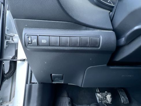 Used 2023 Toyota Corolla LE w/ LE Convenience Package image 18