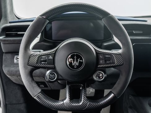 Used 2022 Maserati MC20 Coupe RWD image 15