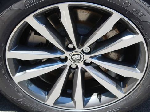 New 2026 Jaguar F-PACE R-Dynamic S image 8