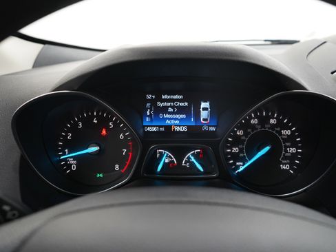 Used 2018 Ford Escape SE w/ SE Sync 3 Package AWD/4WD image 26