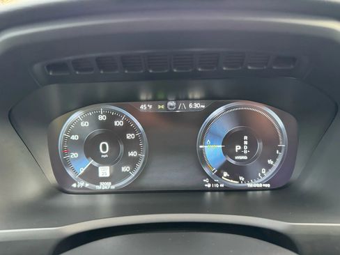 Used 2022 Volvo XC90 T8 Inscription Expression w/ Advanced Package image 36