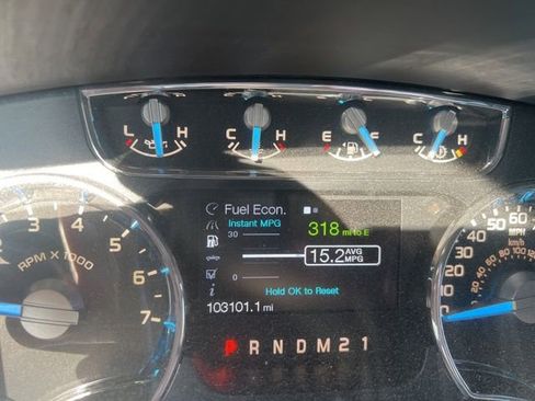 Used 2011 Ford F150 Lariat w/ Lariat Chrome Pkg image 16