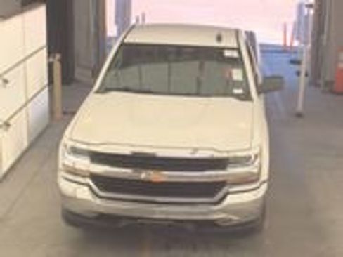 Used 2018 Chevrolet Silverado 1500 LS image 2