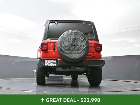 Used 2018 Jeep Wrangler Unlimited Sahara w/ Dual Top Group image 58