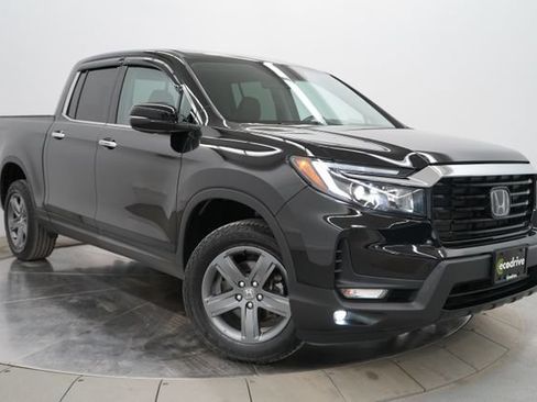 Used 2023 Honda Ridgeline RTL-E image 3