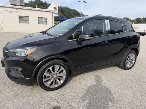 Used 2019 Buick Encore Preferred w/ Safety Package FWD image 3